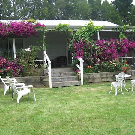 Miranda Orchard Cottage Exterior foto