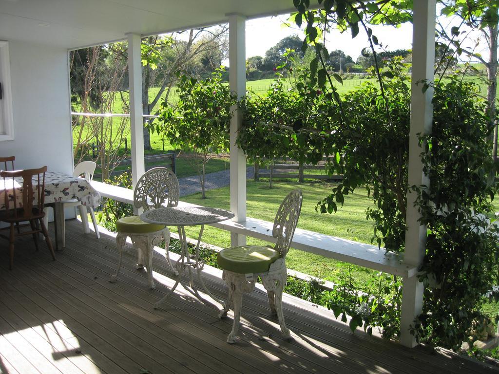 Miranda Orchard Cottage Exterior foto
